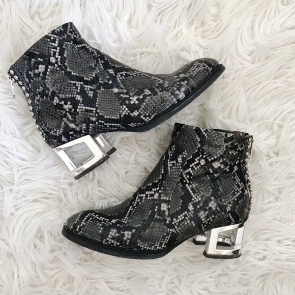 Jeffrey Campbell Shoes - Jeffrey Campbell ankle boots